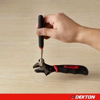 Recuperator magnetic telescopic pentru extragere suruburi sau piulite Dekton, DT60725B